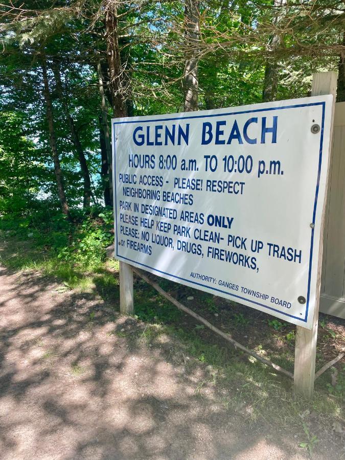 The Charming Glenn Cottage! Walk To Lake Michigan! Fennville Kültér fotó